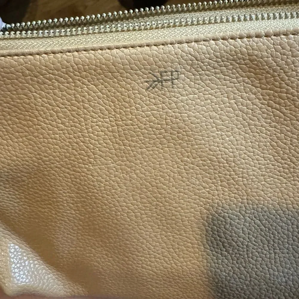 98. FRESHLY PICKED classic zip pouch butterscotch